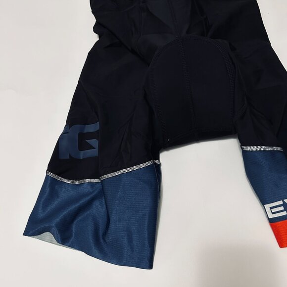 IQ TURAM Mens size M Cycling Bib Black Padded Biking Activewear Shorts bevisible - Picture 15 of 16